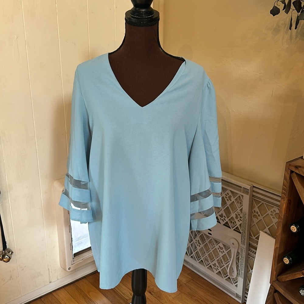 Blouse with 3/4 sleeve